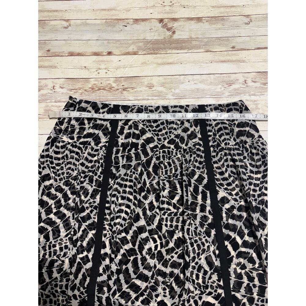 St. John Sport Mesh Overlay Animal Print Midi Skirt Size 10 Black Cream - Picture 5 of 5